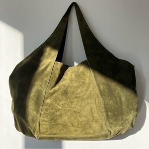 NWT Reformation Vittoria East-West Tote Suede Leccia Green